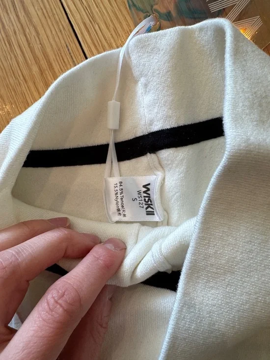 BNWT wiskii knit shorts - Picture 5 of 5